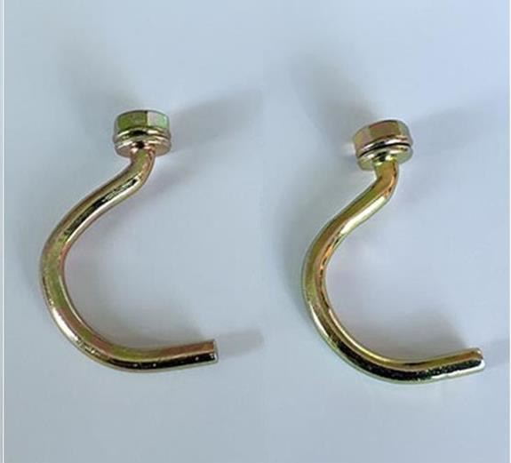 Coaming hook(图1)